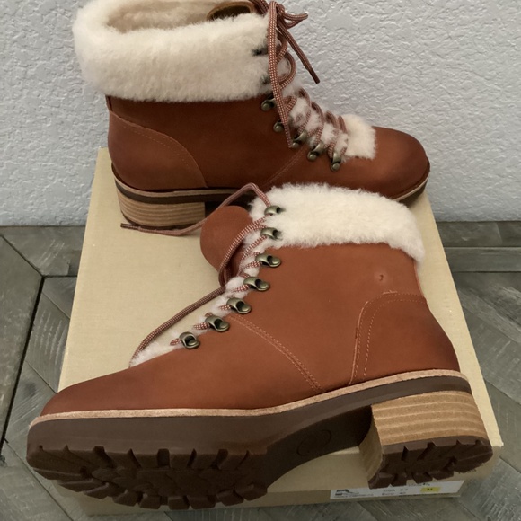 Kork-Ease® Winslet Genuine Shearling Trim Bootie (Women) 8.5M - Picture 9 of 12